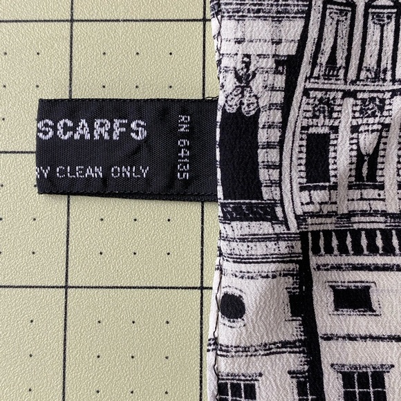 Silk scarf-20” Square - Picture 14 of 16